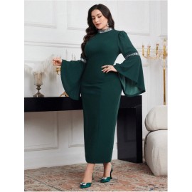 [Plus Size Bell Sleeve Dress] Elegant Plus Size Bell Sleeve Dress - Stretchy & Form-Fitting, Solid Color, Crew Neck, Perfect for Spring/Summer/Fall, Women's Fashion, Sophisticated Style, Elegant Event Attire